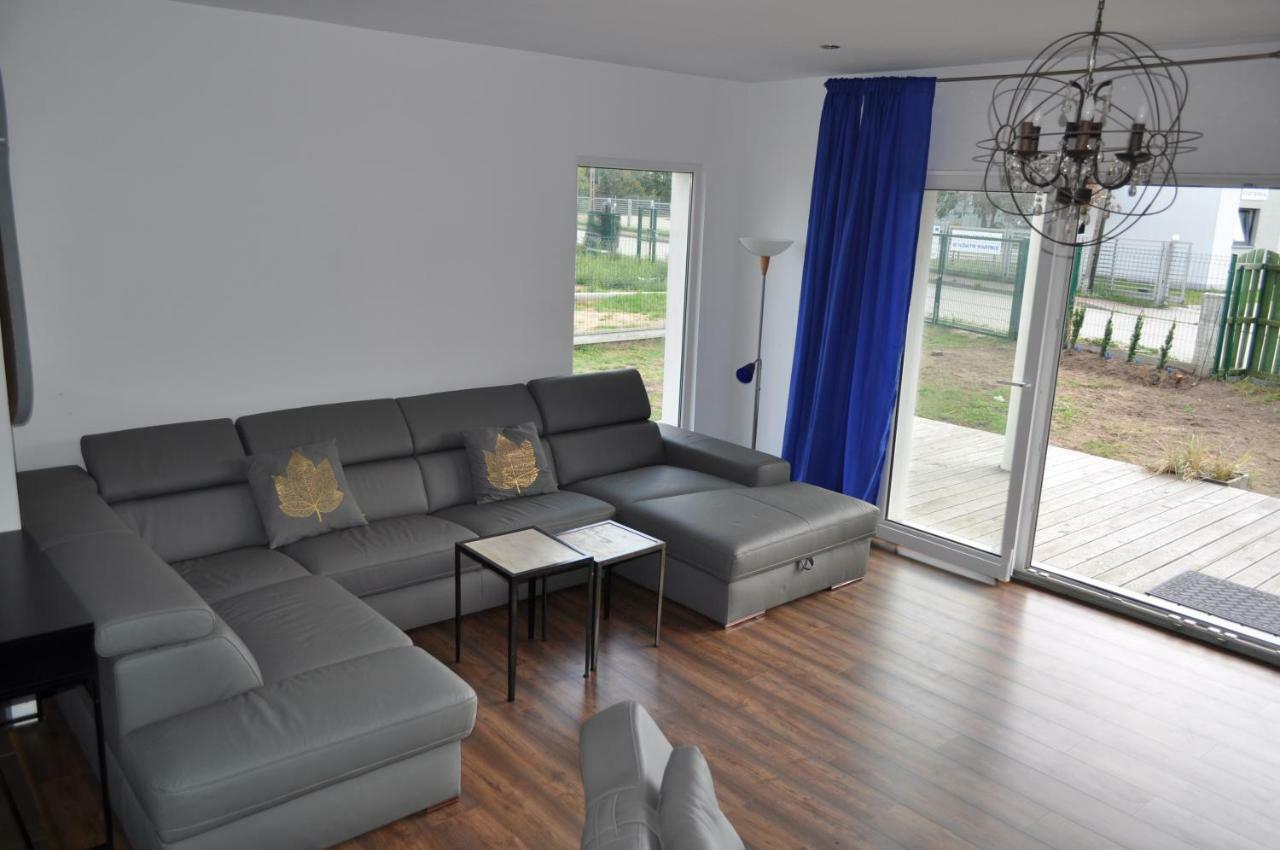 Villa Helena Нове Варпно Екстериор снимка